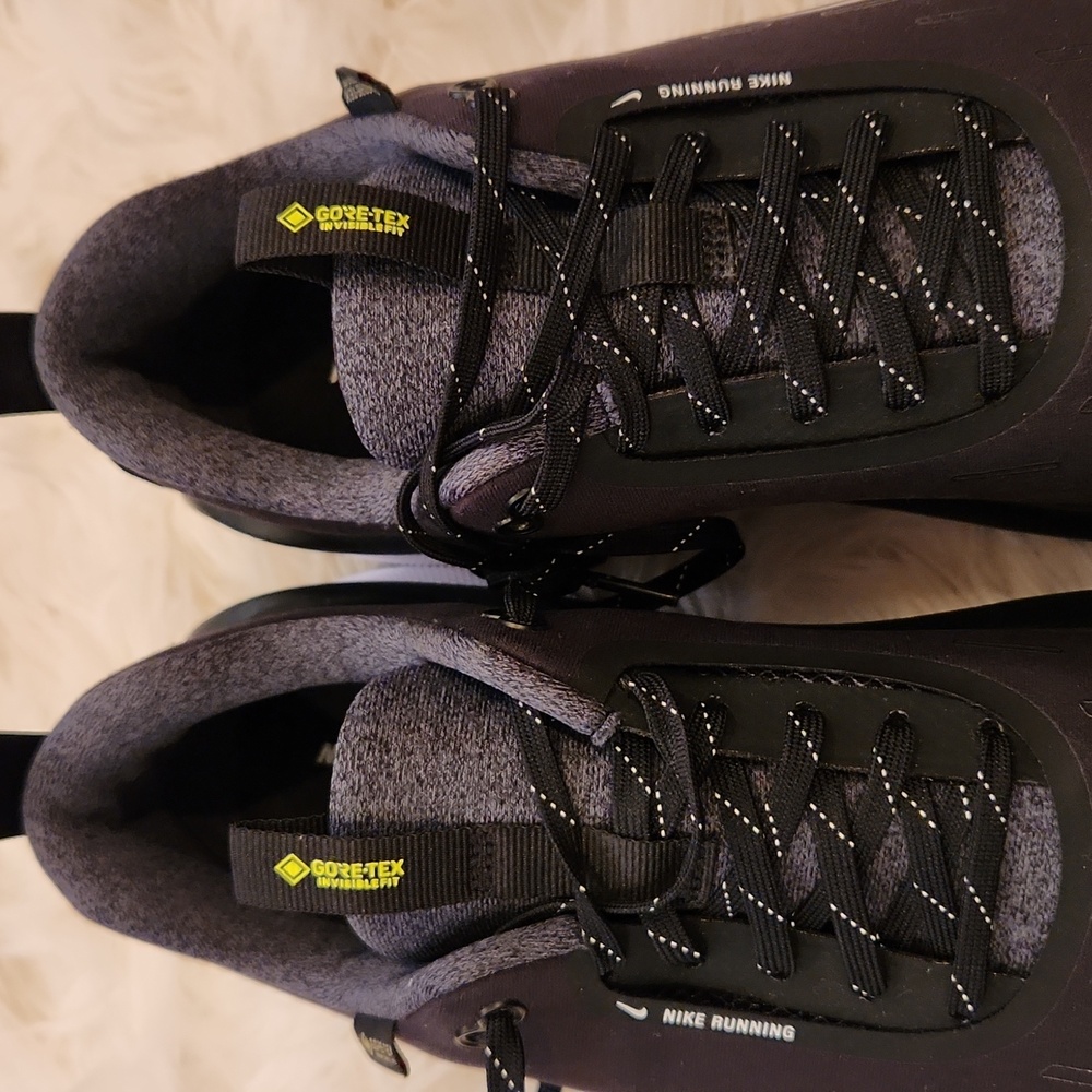 Nike ReactX Infinity Run 4 GORE-TEX Black-White-Anthracite-Volt US Size 11 - Picture 12 of 17